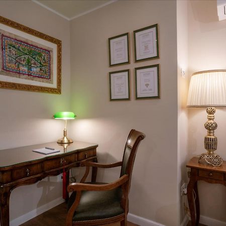 Charming Stay In Roma - Luxury Holiday Apartment Bagian luar foto