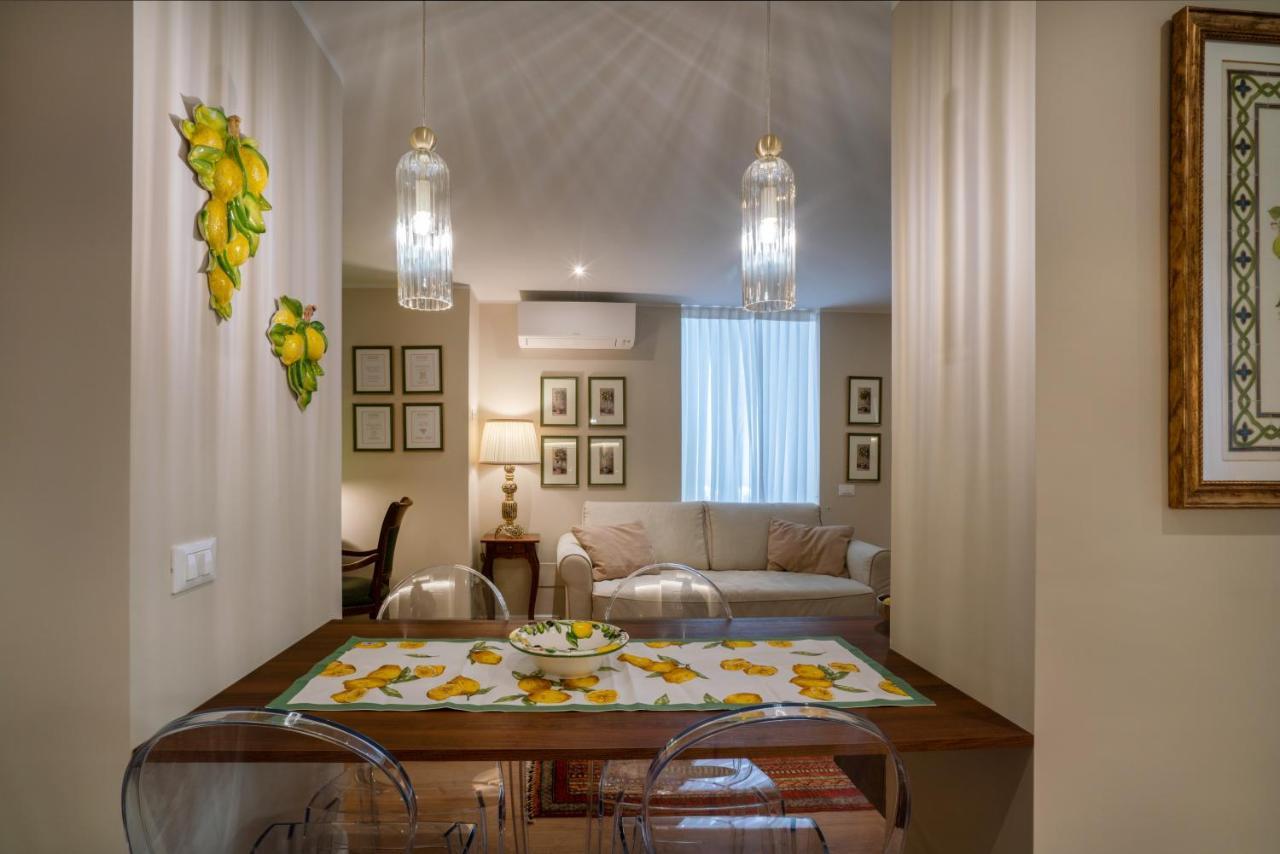 Charming Stay In Roma - Luxury Holiday Apartment Bagian luar foto