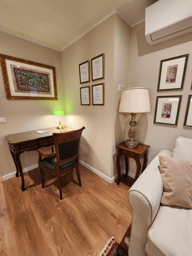 Charming Stay In Roma - Luxury Holiday Apartment Bagian luar foto