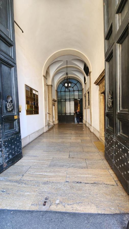 Charming Stay In Roma - Luxury Holiday Apartment Bagian luar foto