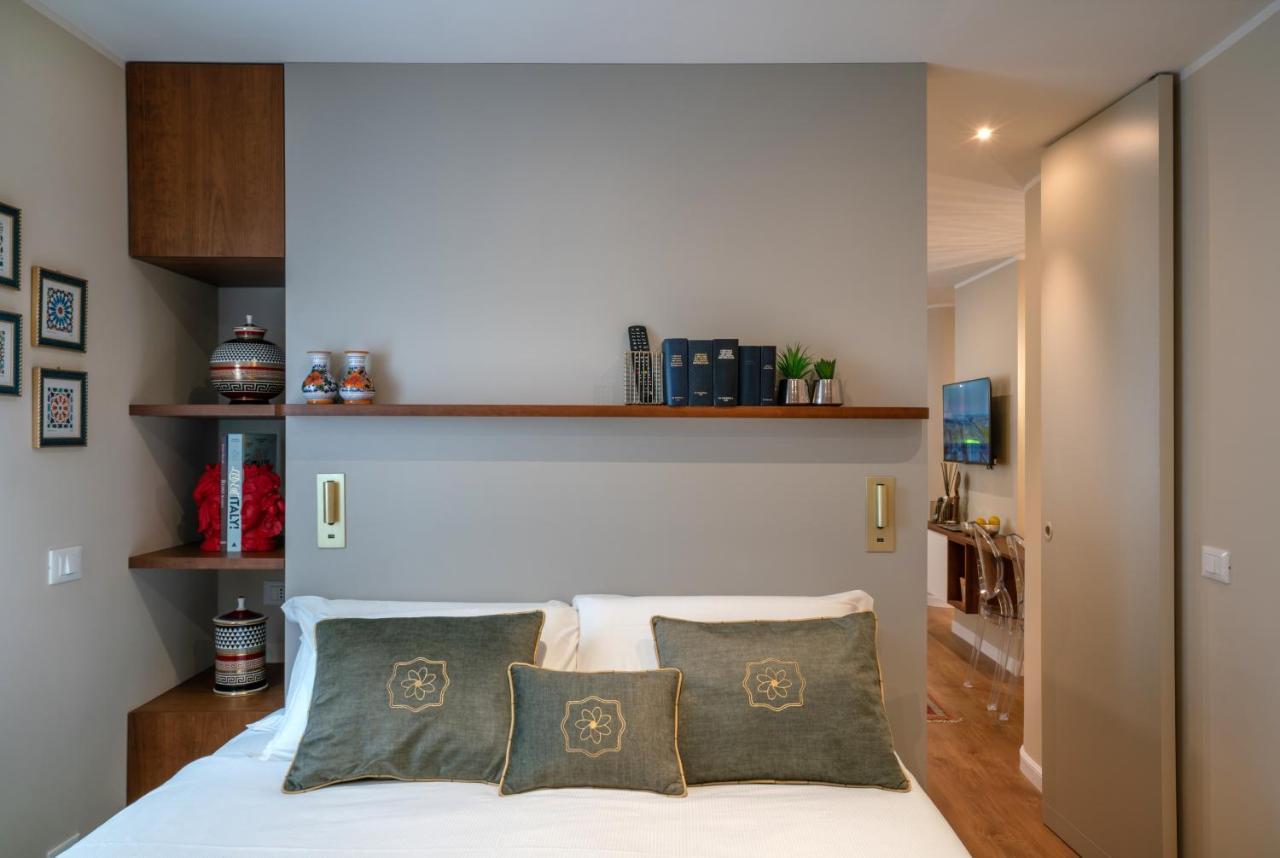 Charming Stay In Roma - Luxury Holiday Apartment Bagian luar foto