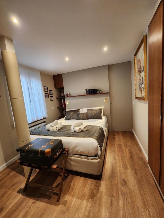 Charming Stay In Roma - Luxury Holiday Apartment Bagian luar foto