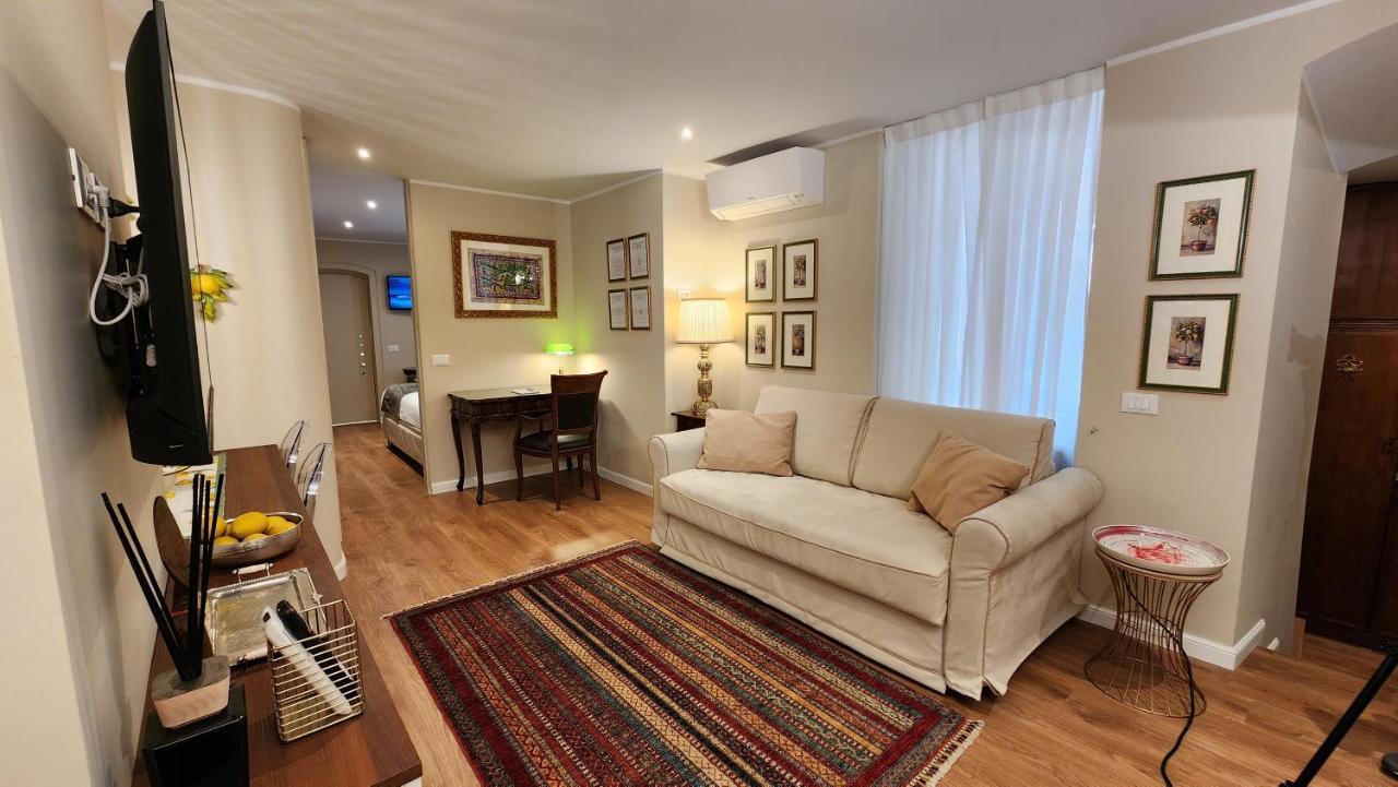 Charming Stay In Roma - Luxury Holiday Apartment Bagian luar foto
