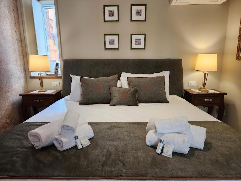 Charming Stay In Roma - Luxury Holiday Apartment Bagian luar foto